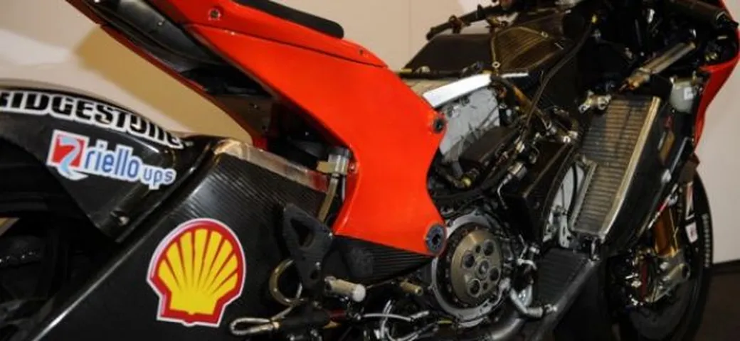 MotoGP: Ducati parteciperà al mondiale 2012 con una Desmosedici da 900cc?
