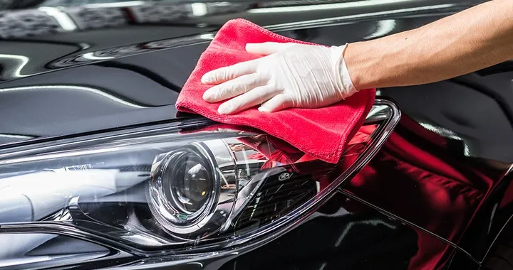 Lavaggio a secco dell'auto: cos'è e come funziona