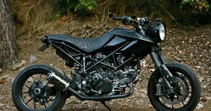 La Ducati Hyper di Steve Jones
