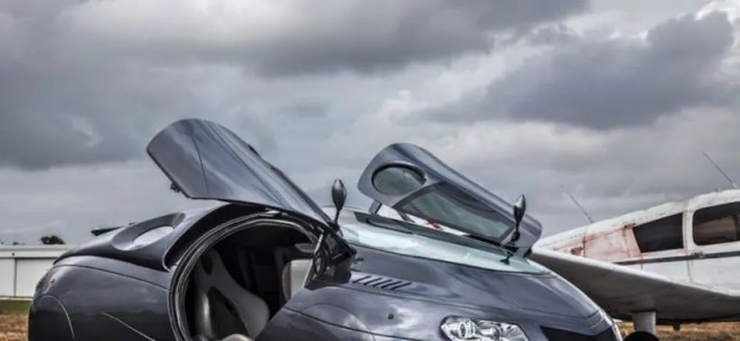 In vendita su eBay l'automobile più strana mai realizzata