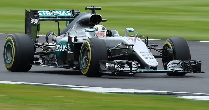GP Gran Bretagna F1 2016: vince Hamilton, poi Rosberg e Verstappen