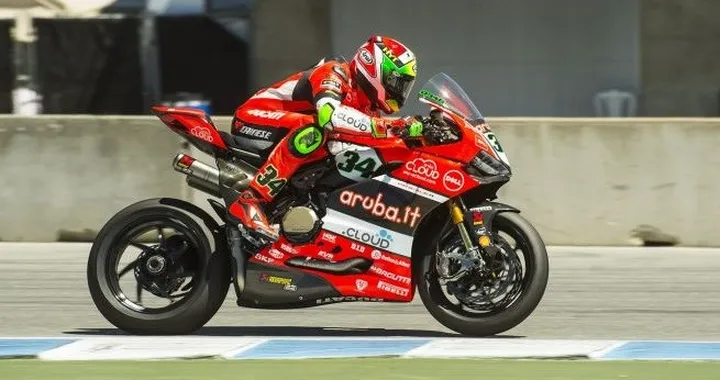 SBK, Giugliano: "Potevo puntare al podio in gara-1"