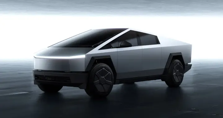 Tesla Cybertruck, un'odissea tra chilometri azzerati e pannelli mal allineati