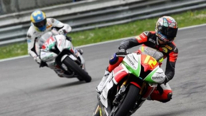CIV, Monza: Conforti detta legge in Superbike, ma le altri classi danno spettacolo