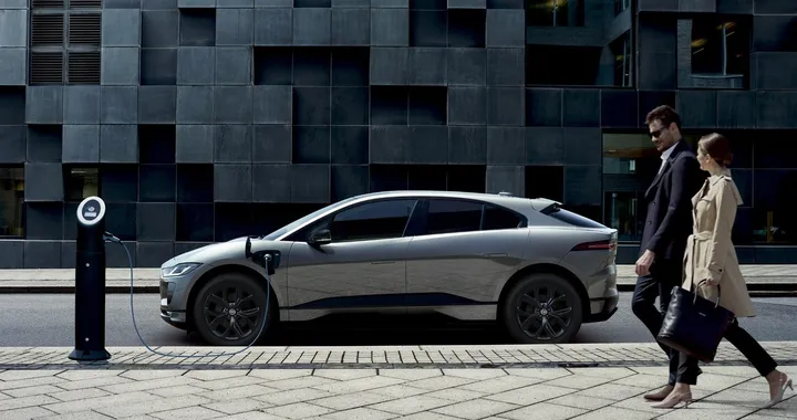 Jaguar I-Pace Black: arriva la nuova edizione speciale