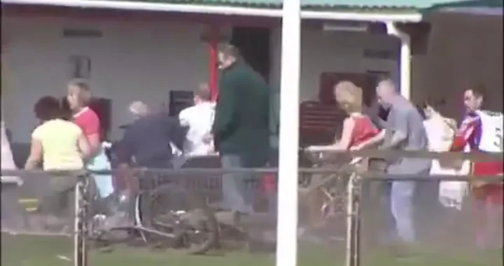 Moto indiavolata fa le capriole