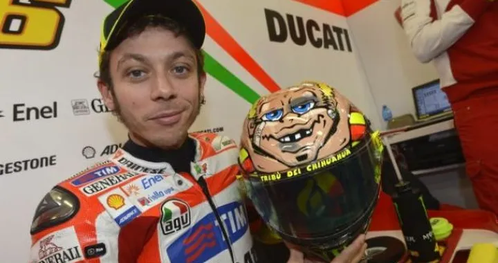 Valentino Rossi: le foto del casco di Misano