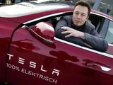 I dipendenti di Tesla chiedono la testa di Elon Musk: una crisi spaventosa