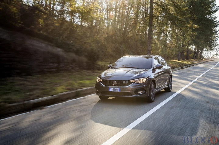Fiat Tipo 2016: primo contatto 