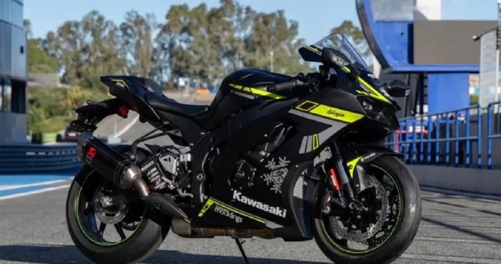 Kawasaki ZX-10RR Winter Test: ecco la nuova edizione speciale
