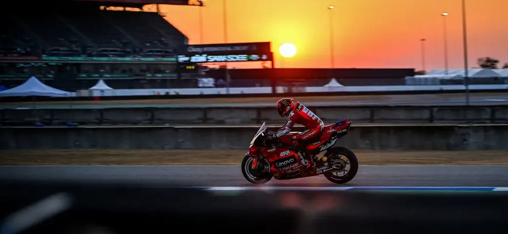 13 campioni del mondo, 24 piloti: la MotoGP 2025 è pronta ad una stagione epica