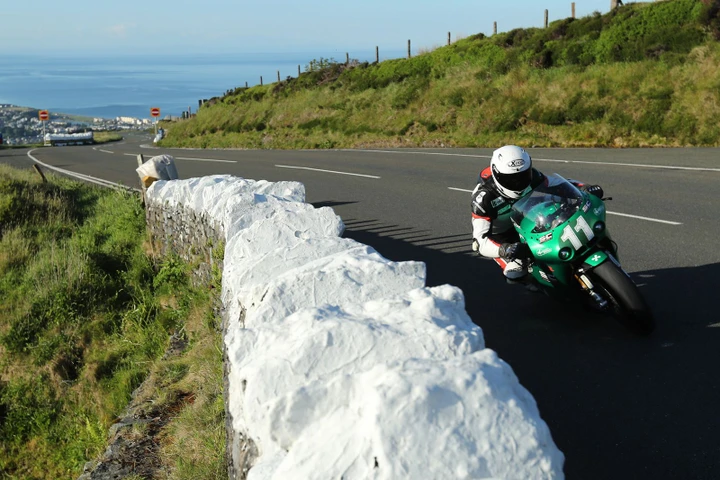 Prove TT 2017: Anstey 1° in SBK con la RC213V. Bonetti-Paton, avanti così!
