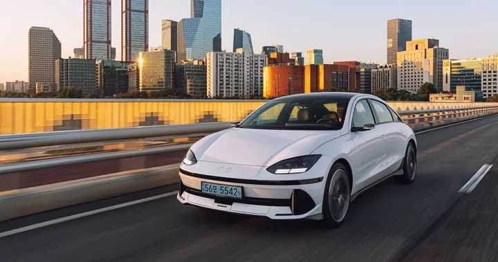 Hyundai Ioniq 6 2023 all’Automobility di Los Angeles