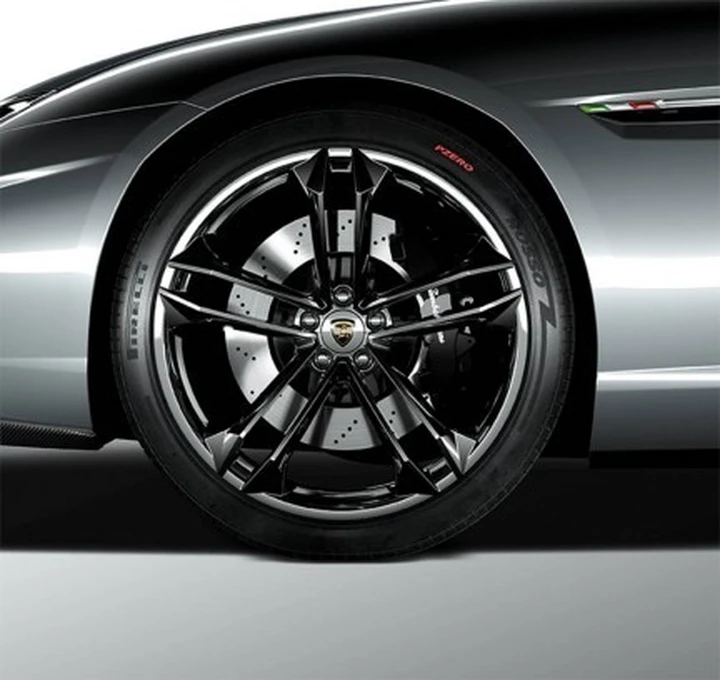 Parigi 2008: la nuova Lamborghini avrà il motore anteriore!?