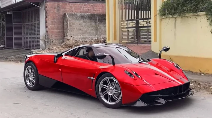 Pagani Huayra: in Vietnam una replica 