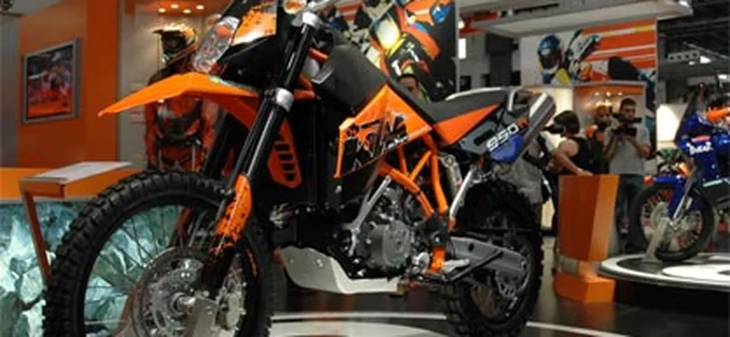 Nuova KTM 950 R Super Enduro