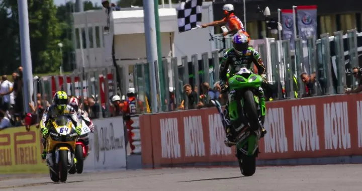 Supersport Misano: Sofuoglu vince su Caricasulo