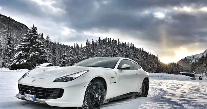 Ferrari GTC4Lusso: fascino dalle elevate prestazioni [Video]