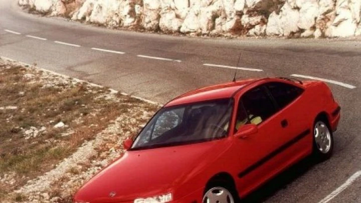 Francoforte 2009: la Opel Calibra compie 20 anni
