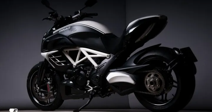 Ducati Diavel AMG by Vilner