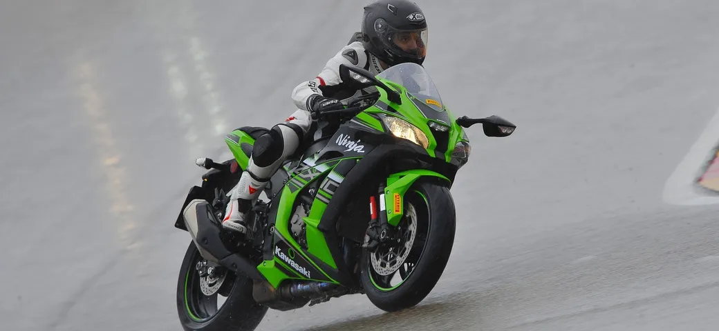 Pirelli Diablo Rosso 3: test su strada e in pista
