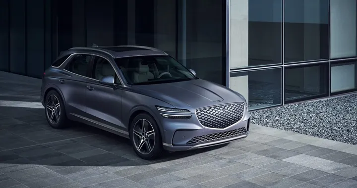 Genesis Electrified GV70 arriva in Italia: prezzi da 69.900 euro