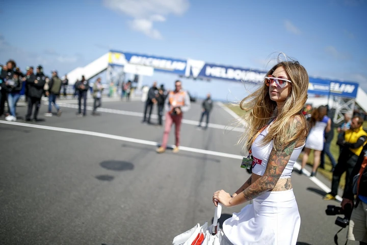 Ombrelline MotoGP Australia 2016 [Foto e Video]