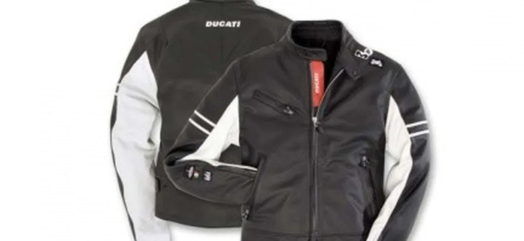 Linea Abbigliamento Ducati Monster 696