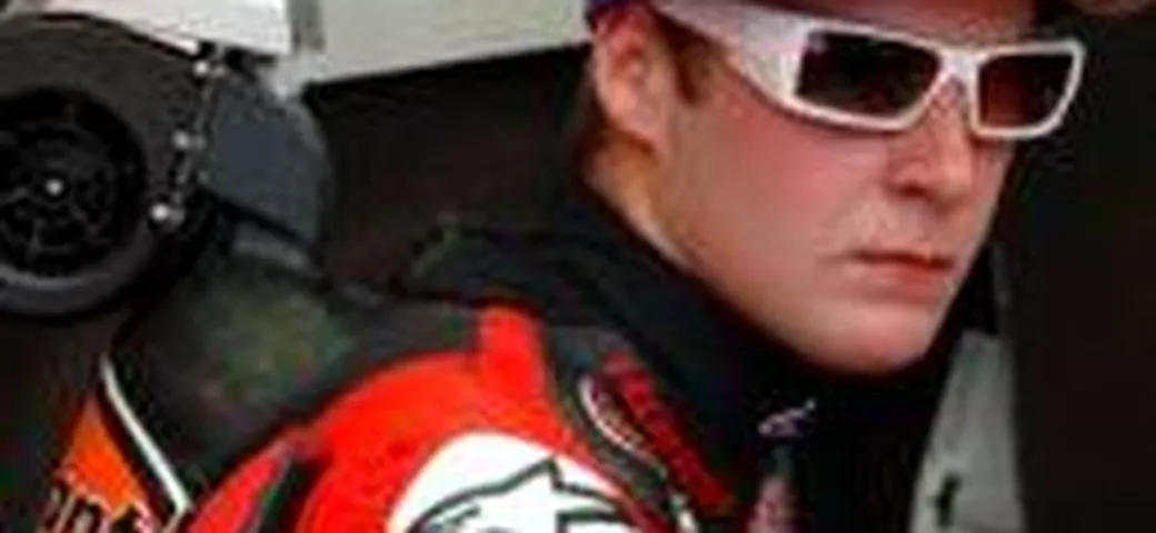 Jonathan Rea si prepara al debutto in SS ma con qualche problemino