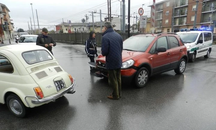 Assicurazione auto: vantaggi e svantaggi della scatola nera