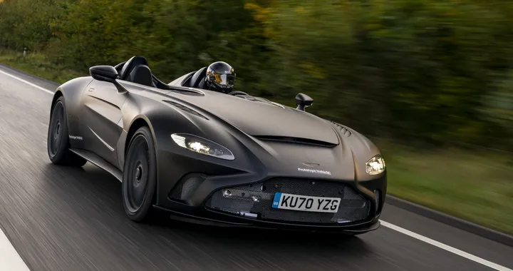 Aston Martin V12 Speedster: 88 esemplari di pura magia