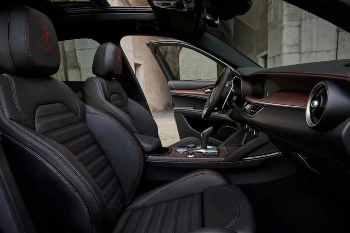 Giulia e la Stelvio Quadrifoglio Super Sport
