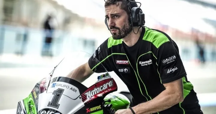 Kawasaki: abbigliamento e merchandising SBK Replica 2014