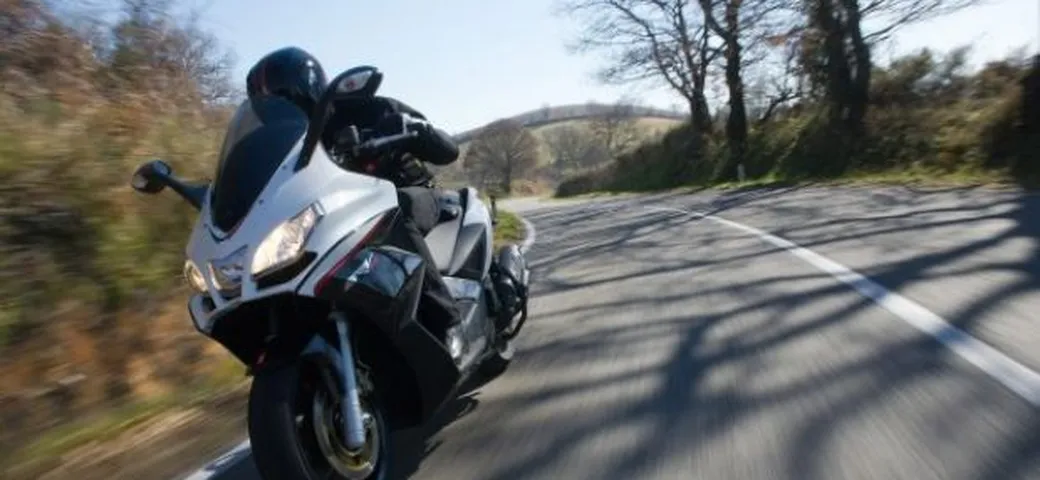 Aprilia SRV 850 2012 - Live Test