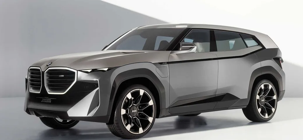 BMW XM: prime indiscrezioni sulla versione di serie