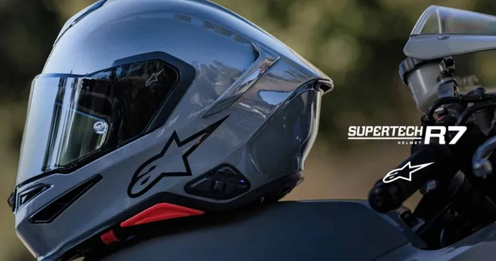 Alpinestars R7: Il DNA della pista ora è (finalmente) per tutti