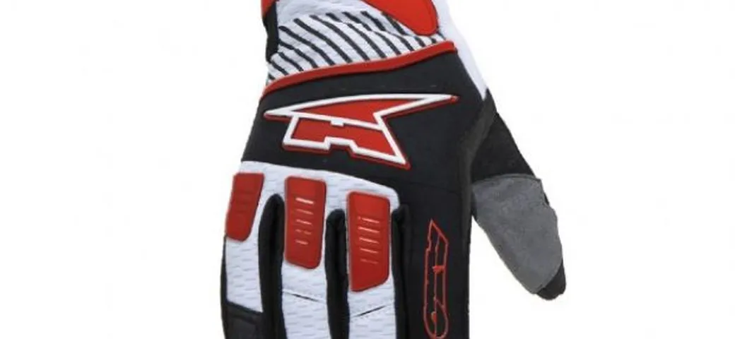 La nuova collezione AXO MX 2013