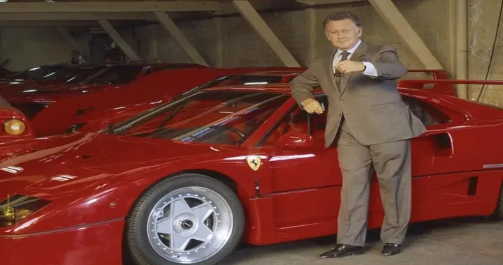 L'insospettabile collezionista di auto: ne ha possedute oltre 200, anche una Ferrari F40