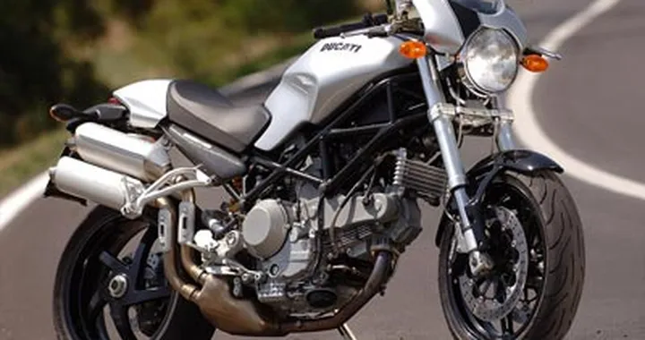 Ducati  Monster S2R 1000 ufficiale