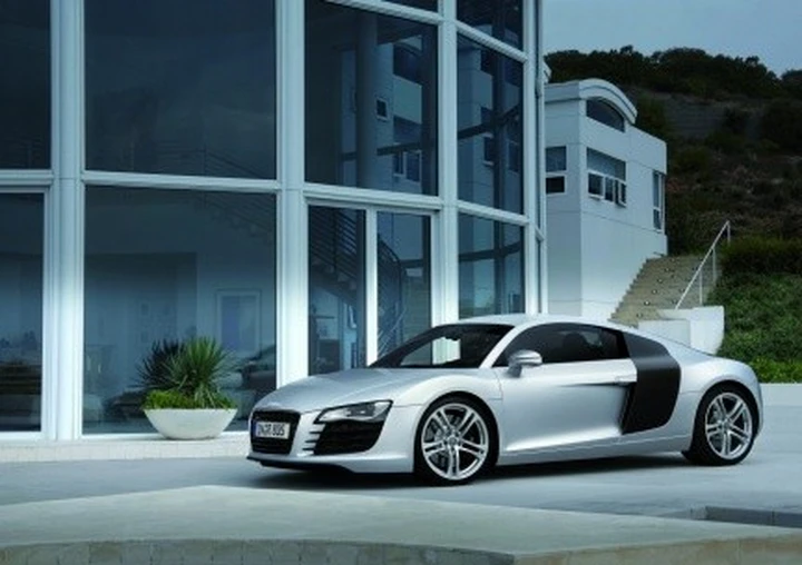 Audi R8 - il video e il prezzo