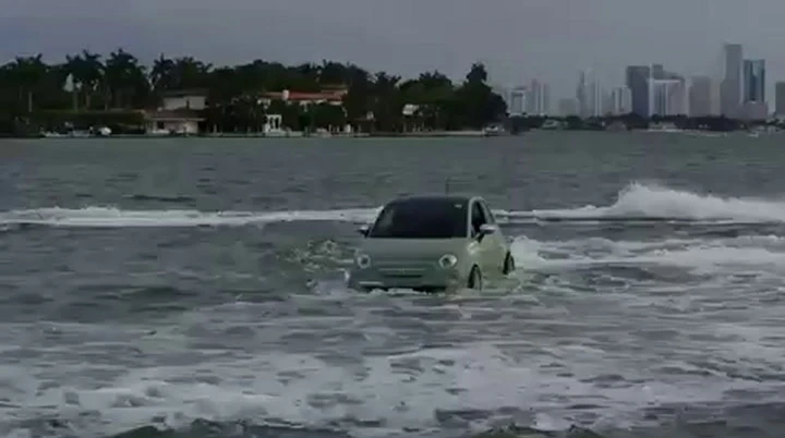 Fiat 500 Boat Miami da Miami a Chicago