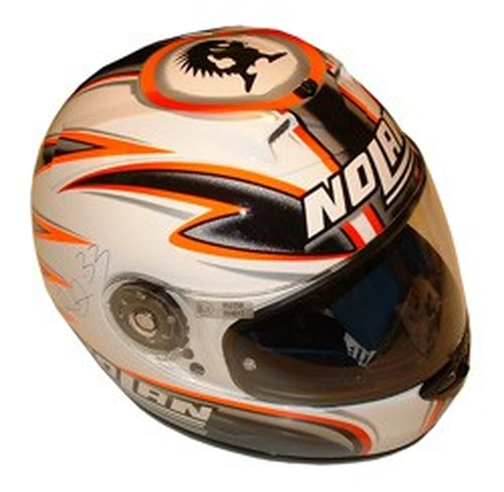 Casco di Melandri all'asta per 