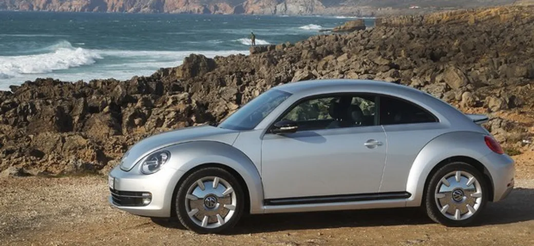 La Volkswagen Beetle si aggiorna: cinque nuovi motori ed altre novità
