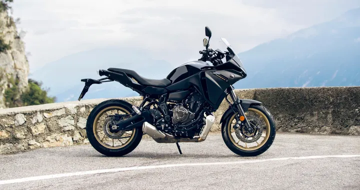 Yamaha Tracer 7 2023: info e caratteristiche