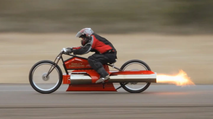 Maddox Pulsejet Motorcycle: l'anello di congiuzione tra moto e missile