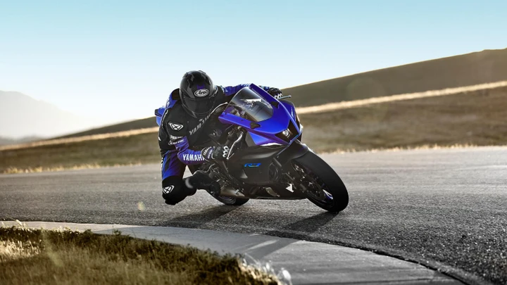 Yamaha YZF-R9: nuova sportiva a tre cilindri?