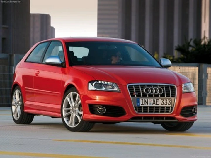 Audi S3 S-Tronic: cambio a doppia frizione per 3 porte e sportback