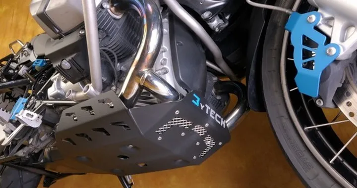 Paramotore MyTech per moto di vari marchi