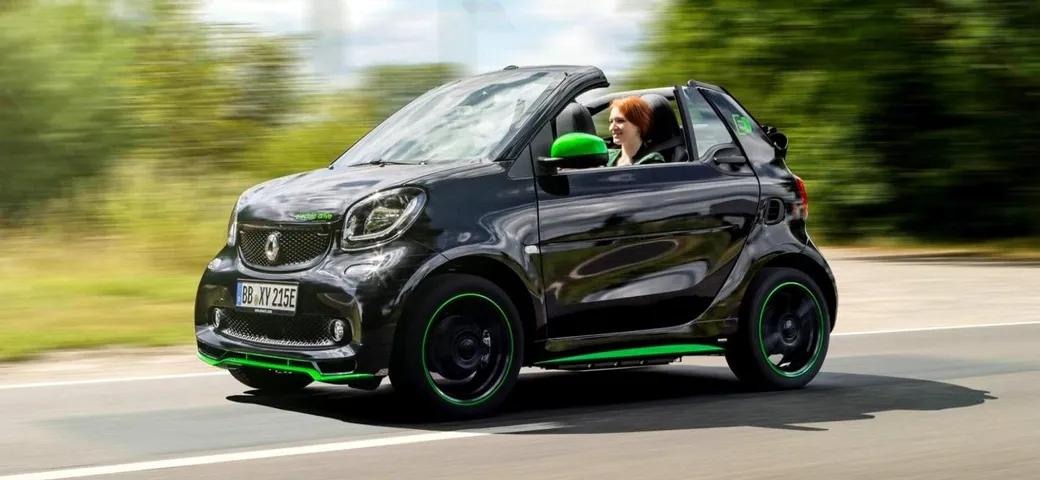 Smart ForTwo, il ritorno è sempre più vicino: non sarà così economica