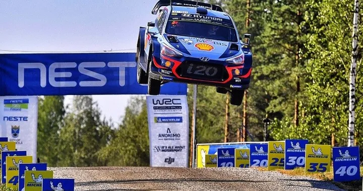 Rally di Finlandia 2018: salto record per Neuville [Video]